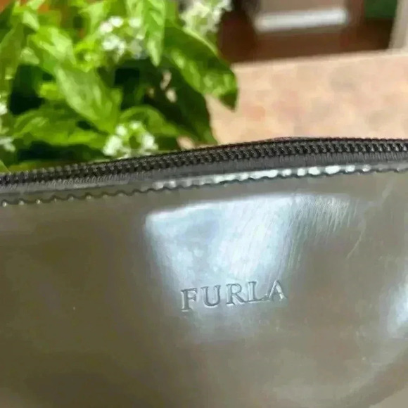 Furla Taupe Patent Leather Shoulder Bag‎ - Picture 6 of 11